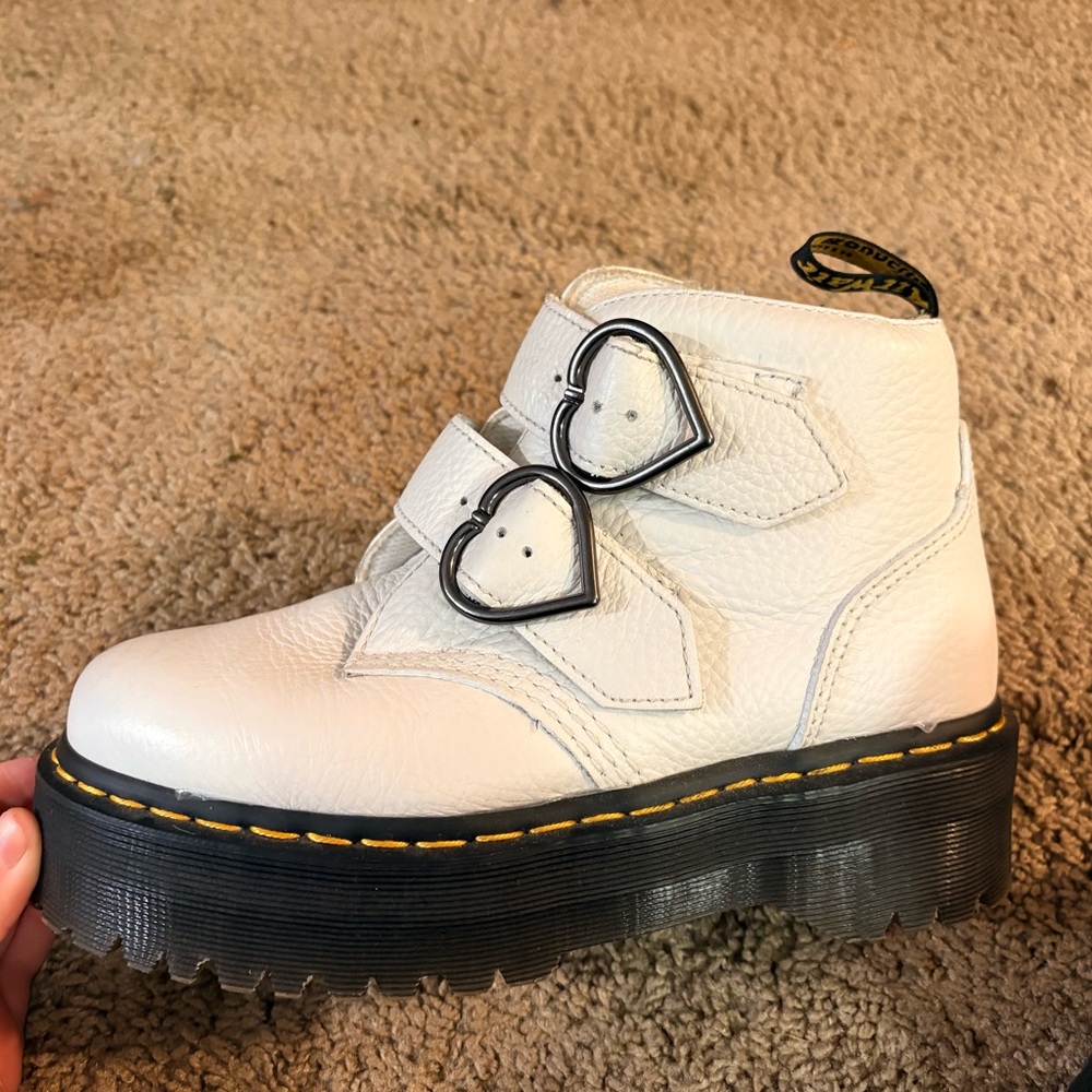 Dr. Martens Devon Heart Leather Platform boots